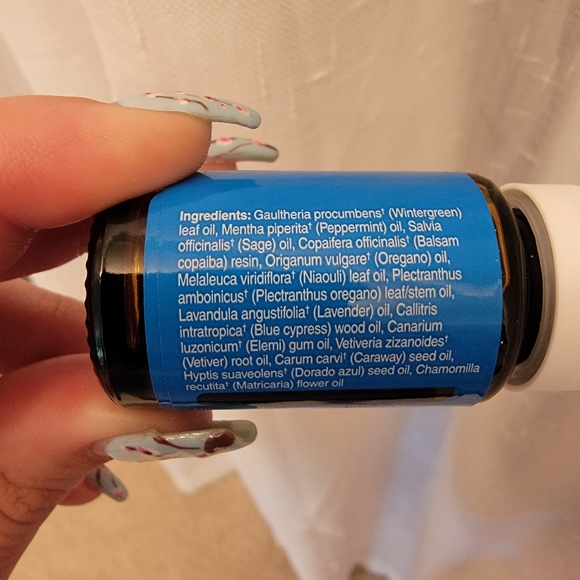 Young Living Cool Azul Essential Oil Brand New - Picture 3 of 8